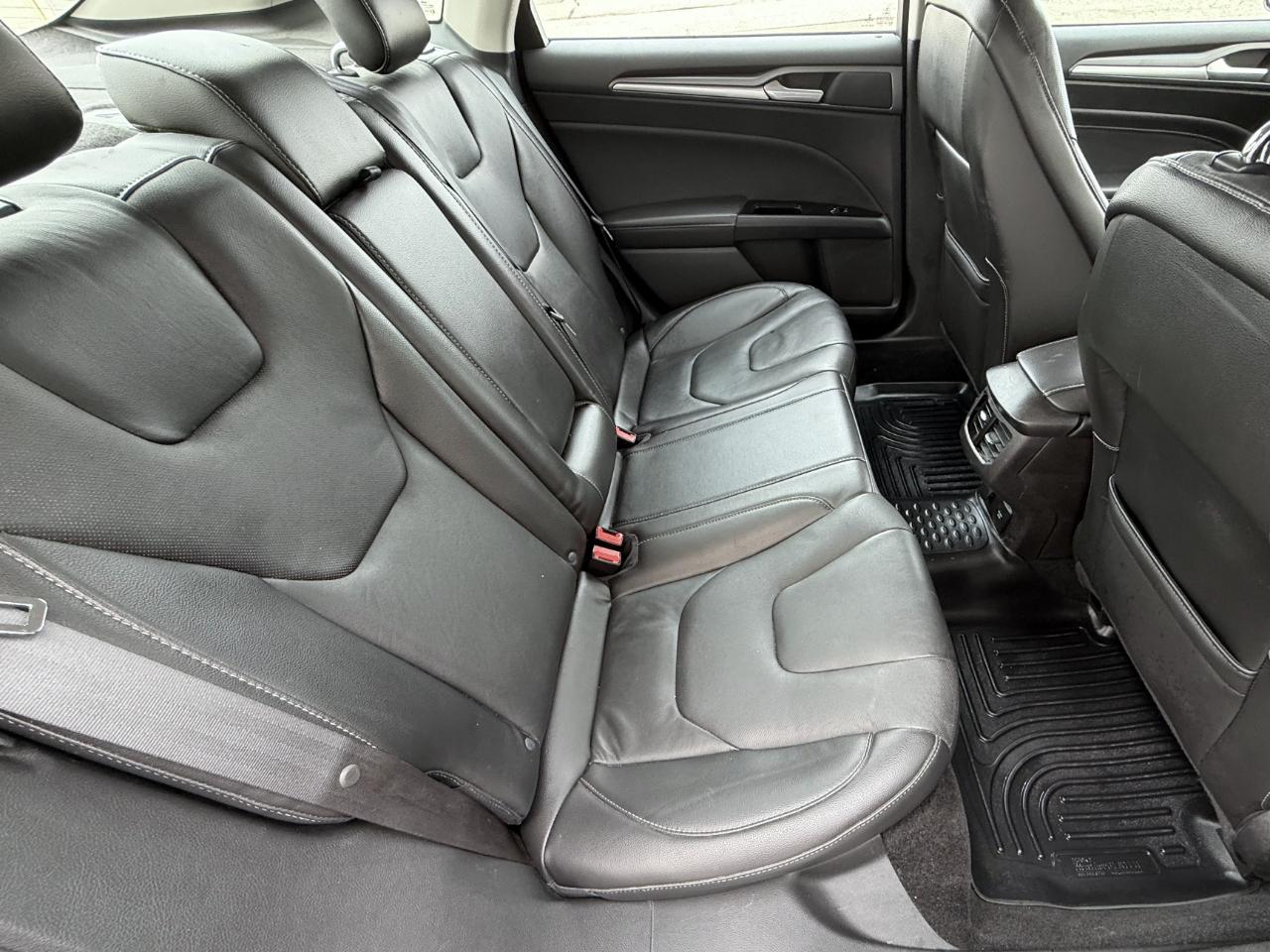 Ford Fusion 4dr Sdn Titanium AWD 2013