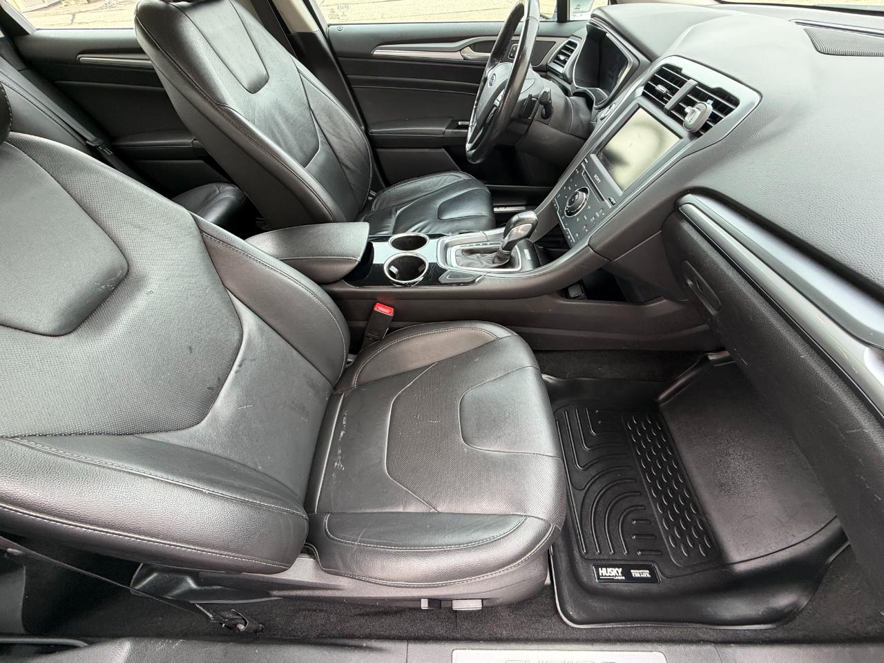 Ford Fusion 4dr Sdn Titanium AWD 2013