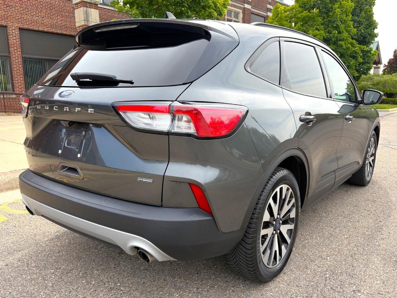 Ford Escape SE Sport Hybrid FWD 2020