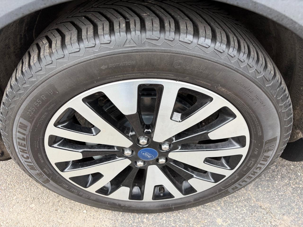 Ford Escape SE Sport Hybrid FWD 2020