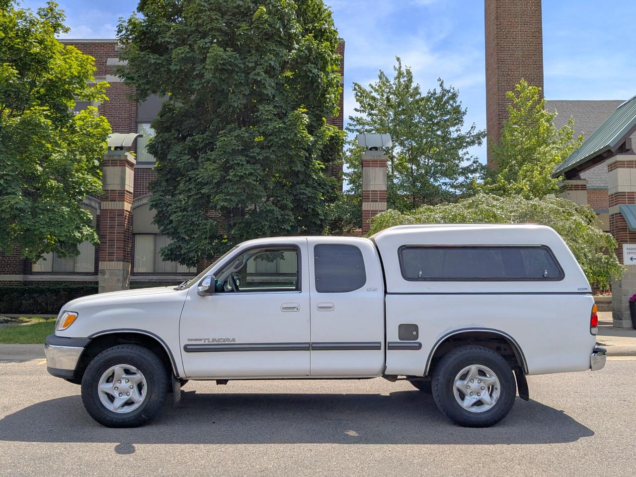 Toyota Tundra Access Cab V8 Auto SR5 (Natl) 2002