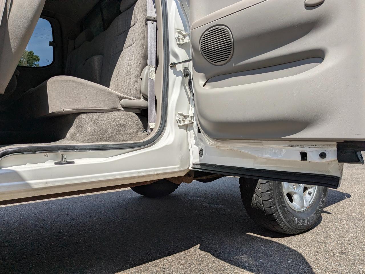 Toyota Tundra Access Cab V8 Auto SR5 (Natl) 2002