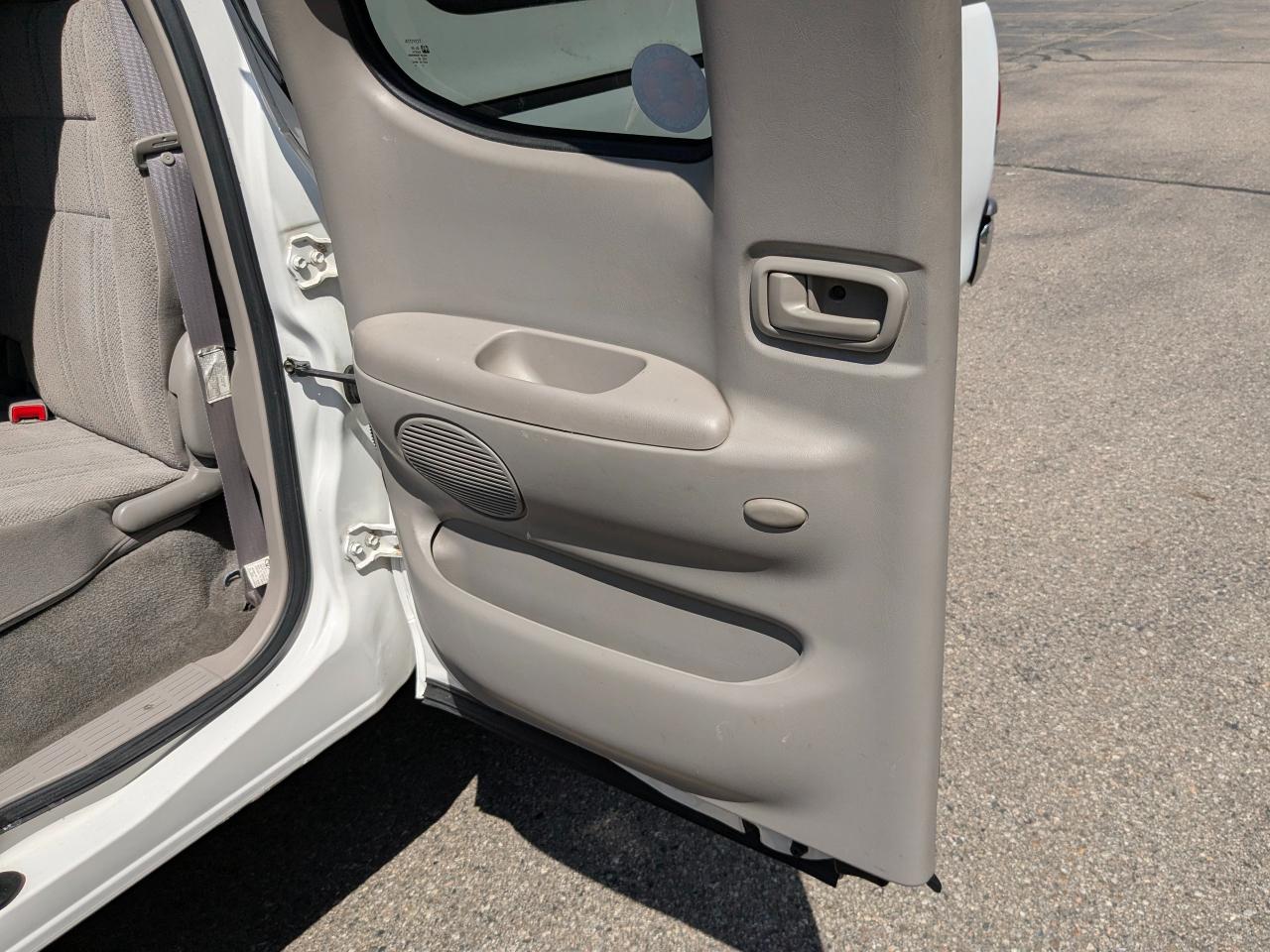 Toyota Tundra Access Cab V8 Auto SR5 (Natl) 2002