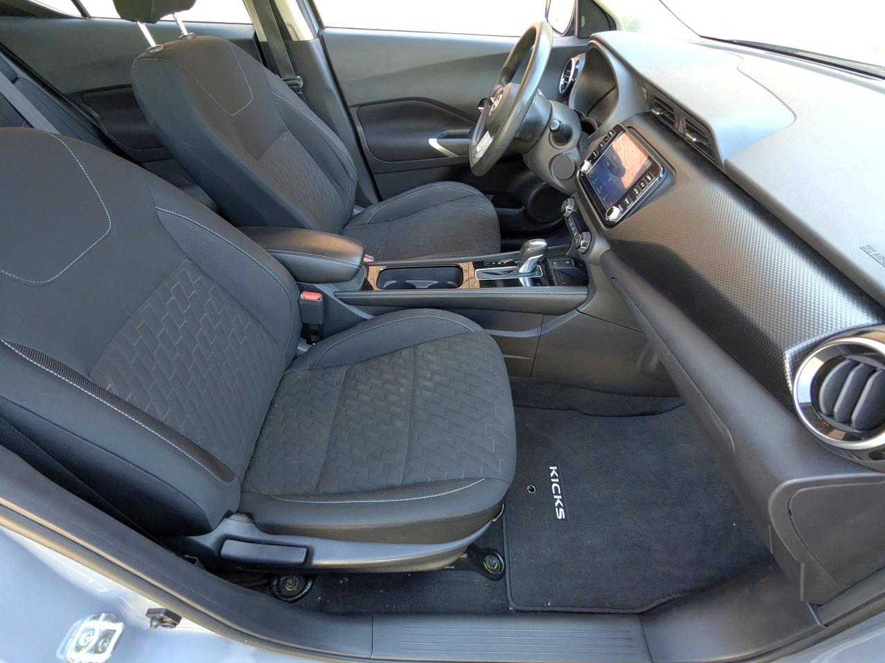 Nissan Kicks SV FWD 2022