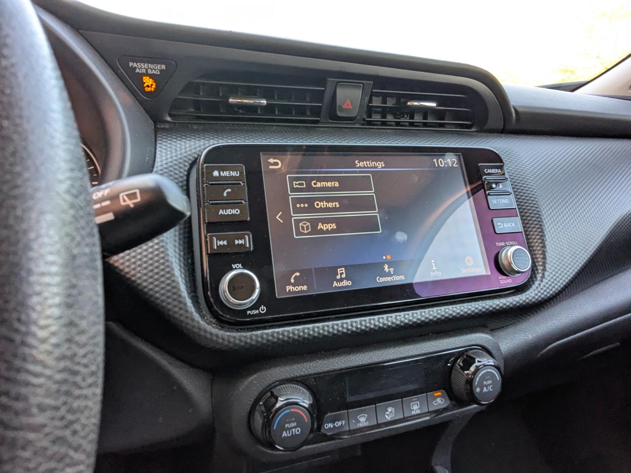 Nissan Kicks SV FWD 2022