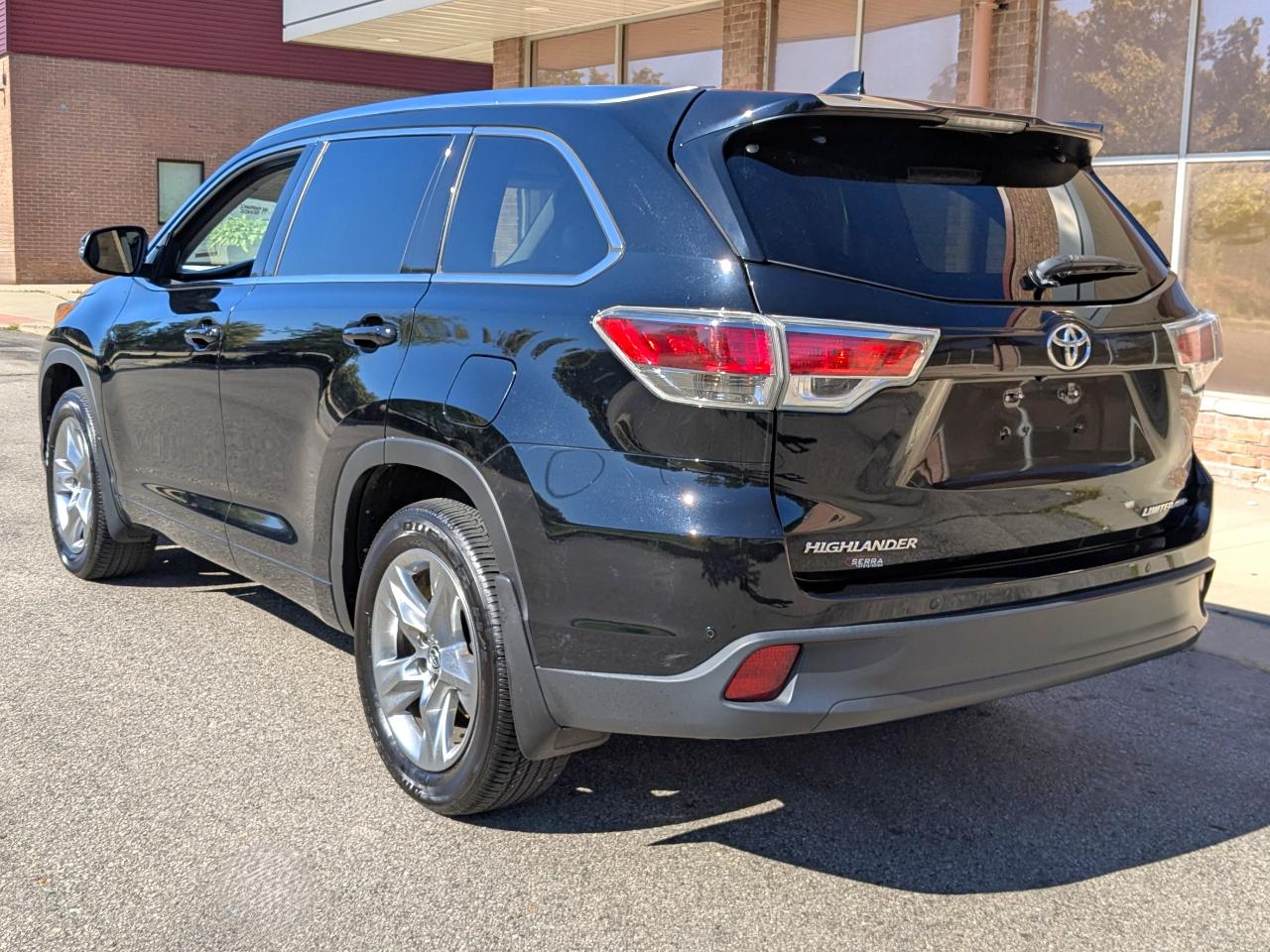 Toyota Highlander Limited AWD 2016