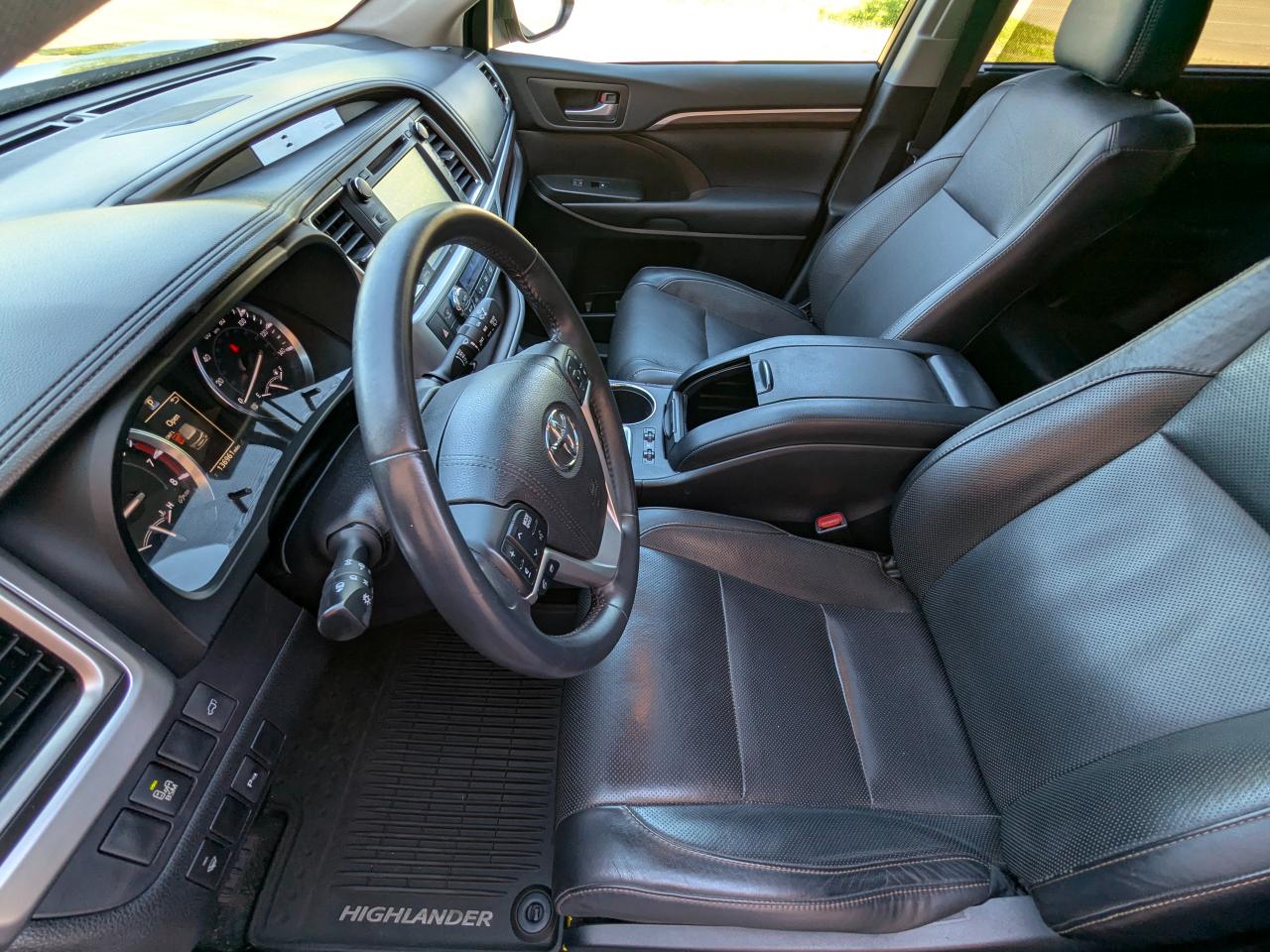 Toyota Highlander Limited AWD 2016