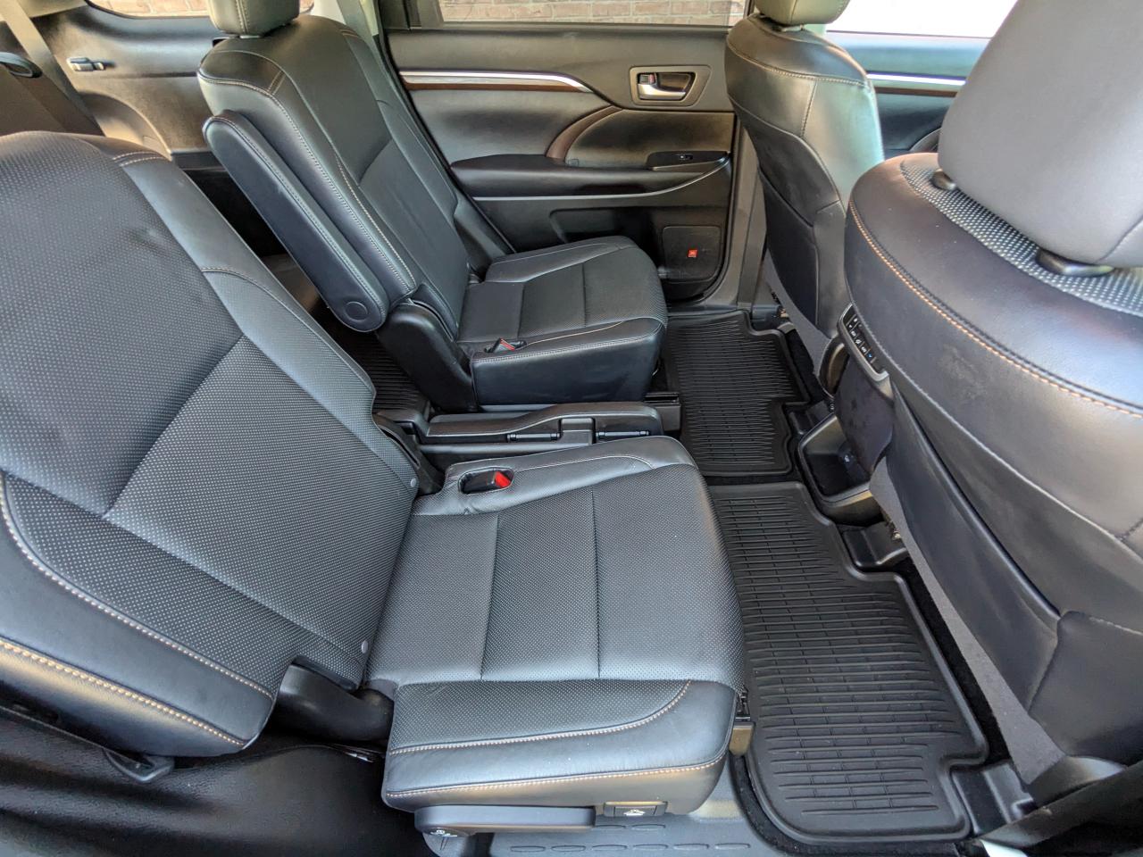 Toyota Highlander Limited AWD 2016
