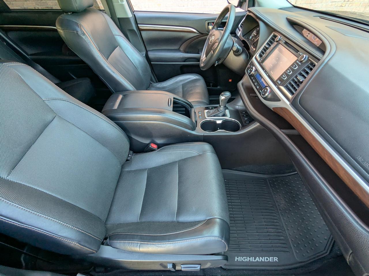 Toyota Highlander Limited AWD 2016