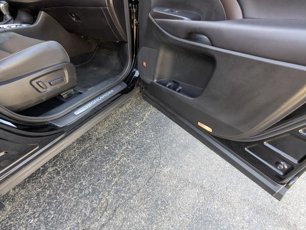 Toyota Highlander Limited AWD 2016