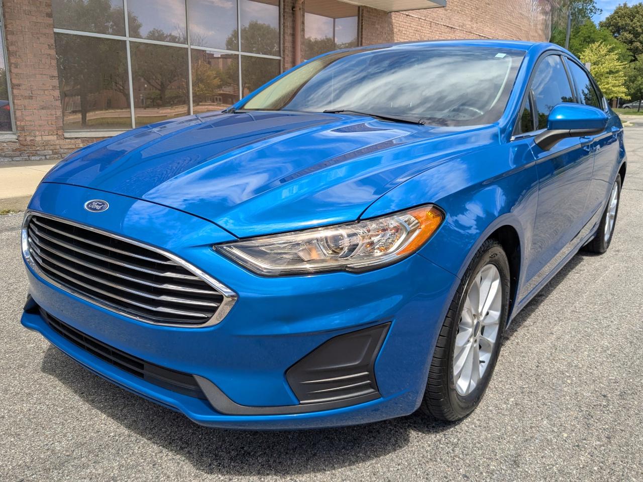 Ford Fusion SE FWD 2020
