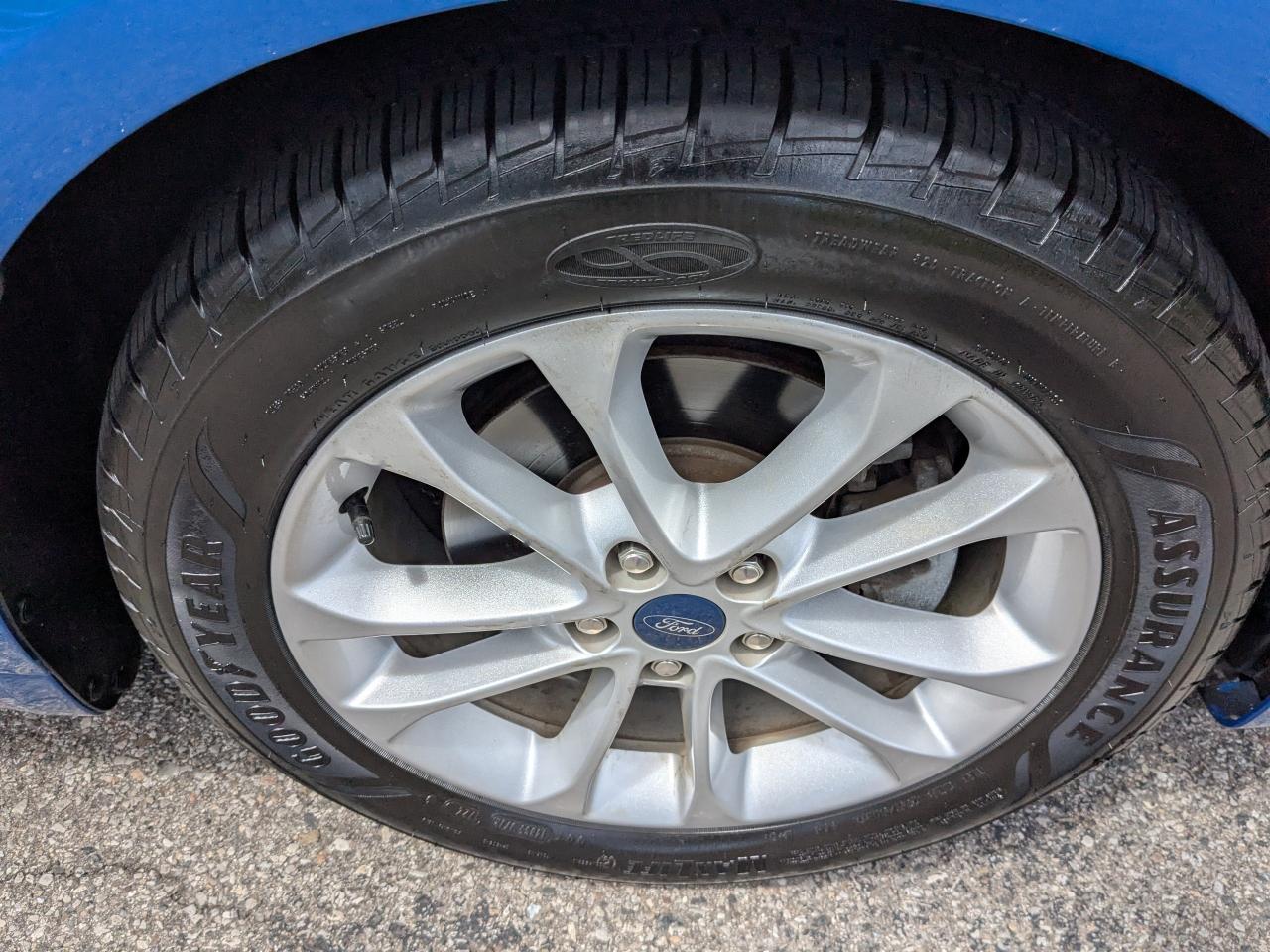 Ford Fusion SE FWD 2020