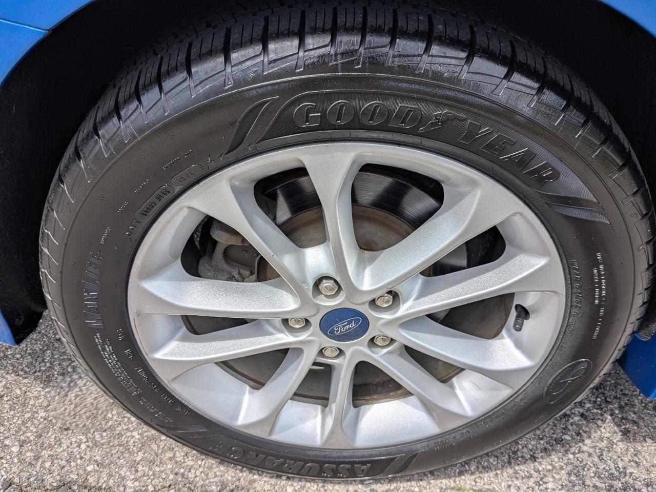 Ford Fusion SE FWD 2020