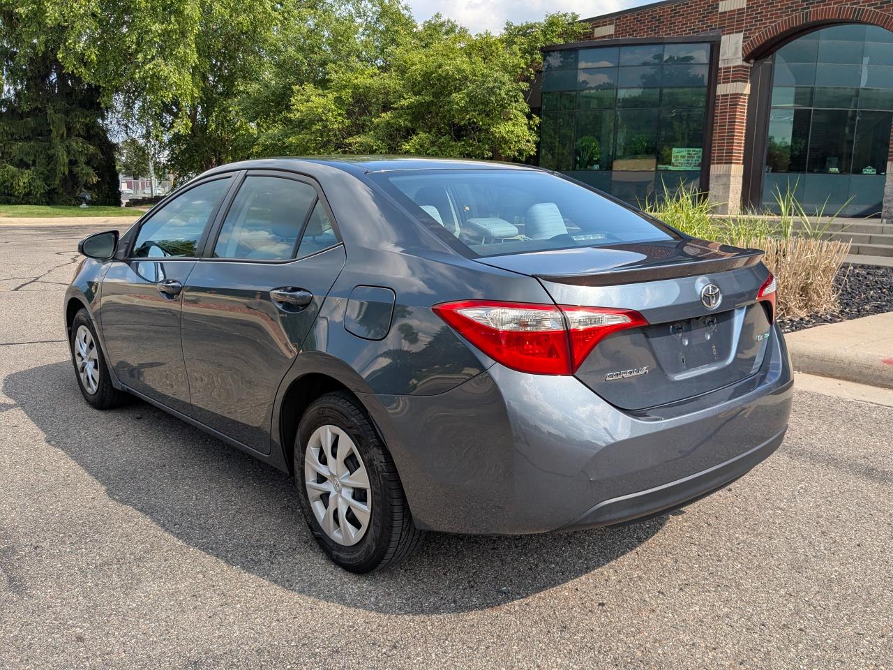 Toyota Corolla LE 2016