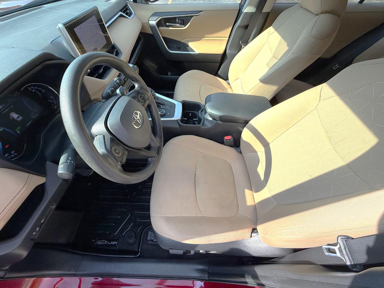 Toyota RAV4 Hybrid XLE AWD 2023