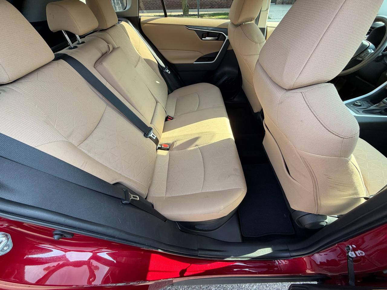 Toyota RAV4 Hybrid XLE AWD 2023