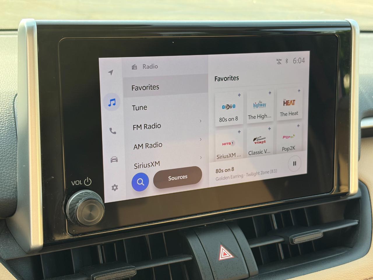 Toyota RAV4 Hybrid XLE AWD 2023