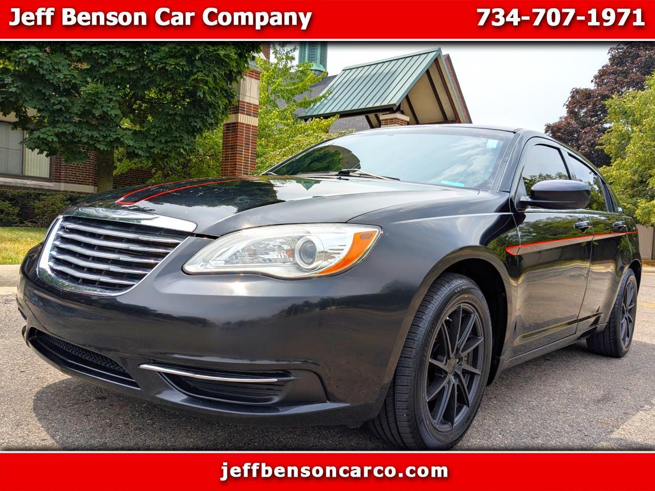 2014 Chrysler 200 4dr Sdn LX