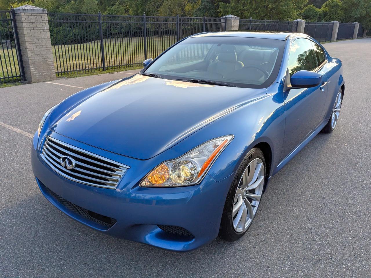 Infiniti G37S  2008
