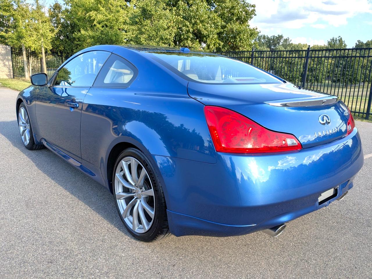 Infiniti G37S  2008