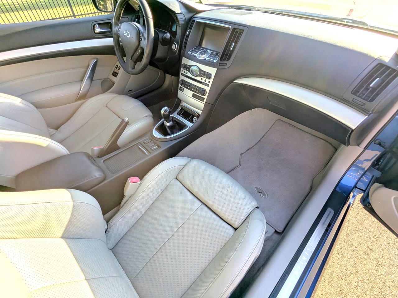 Infiniti G37S  2008