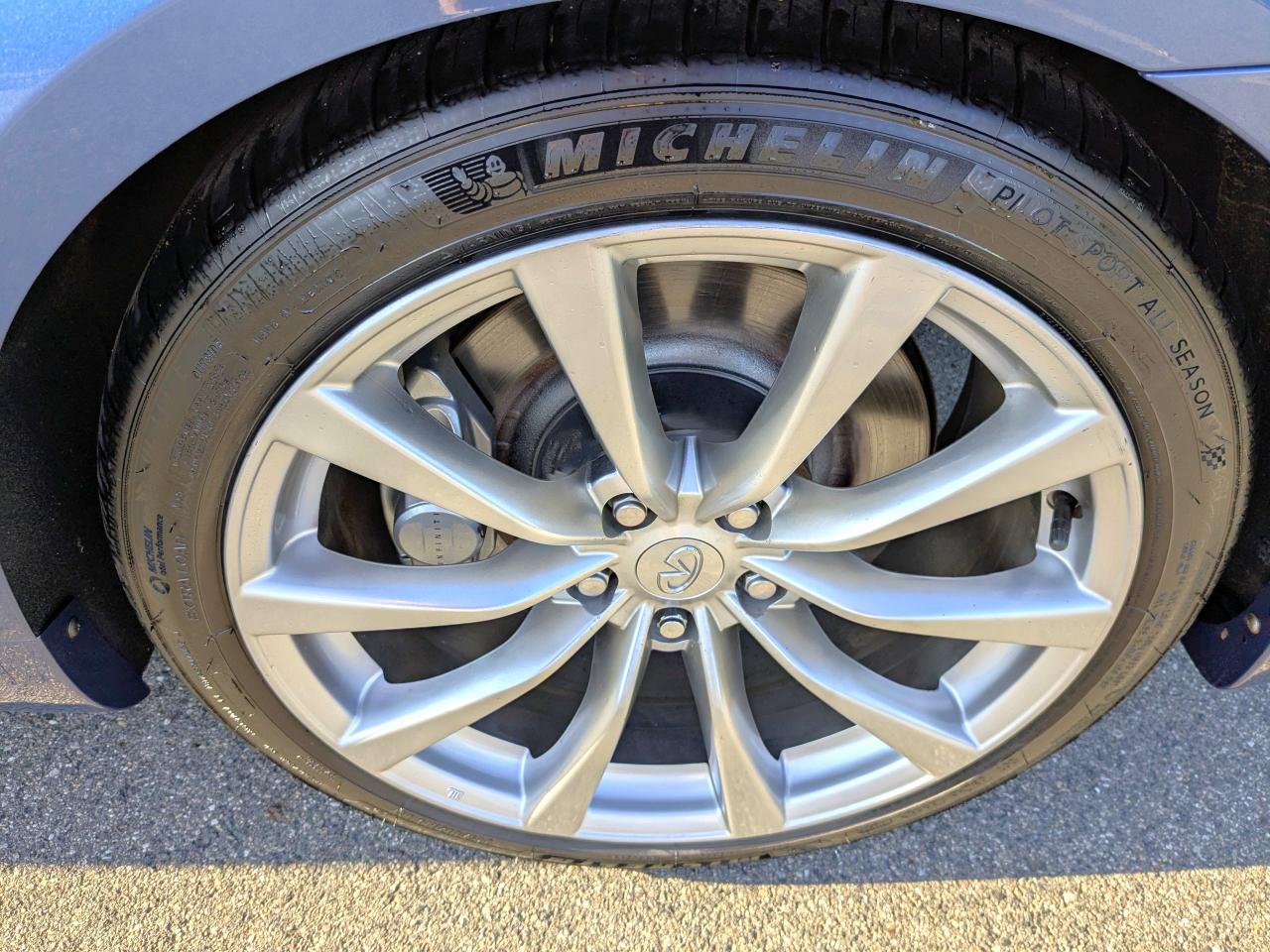 Infiniti G37S  2008