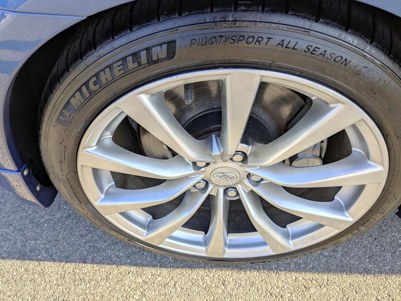 Infiniti G37S  2008