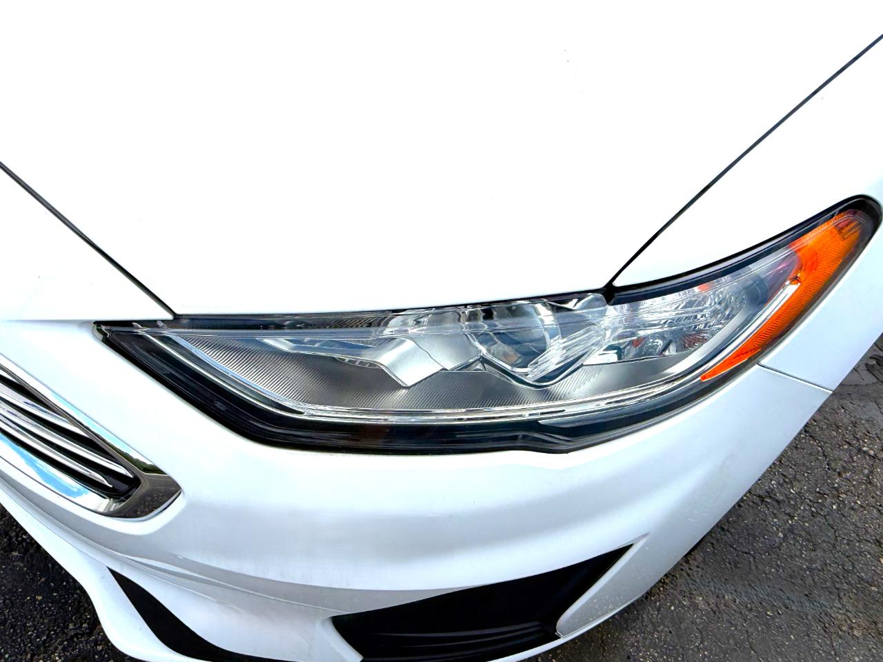 Ford Fusion S FWD 2019