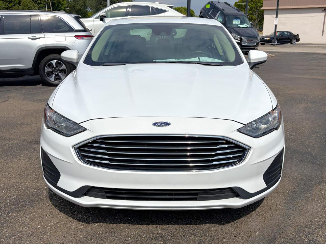 Ford Fusion S FWD 2019