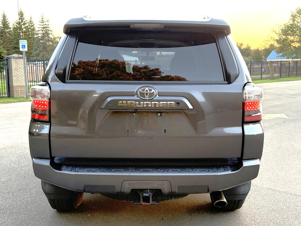 Toyota 4Runner SR5 2014