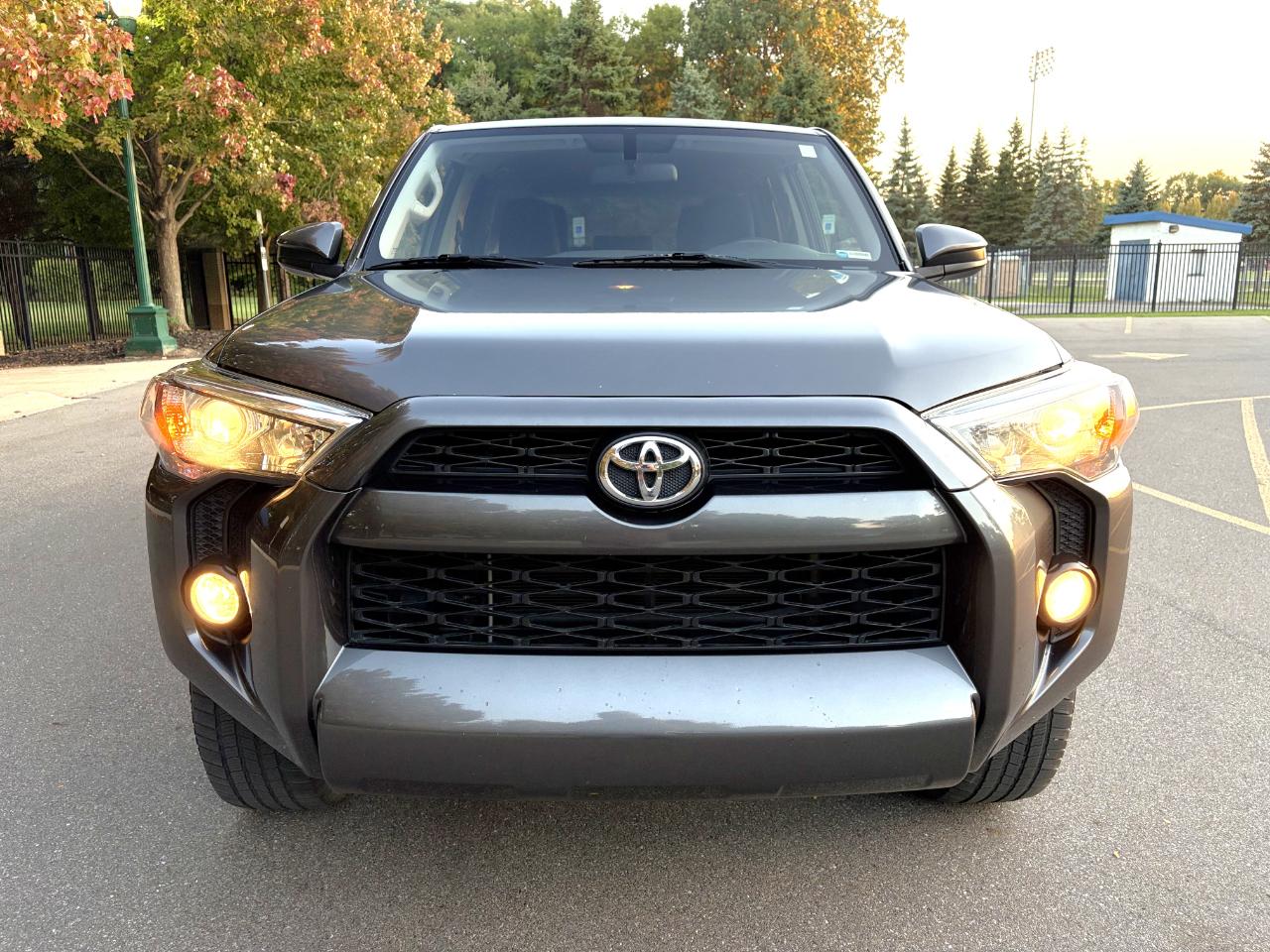 Toyota 4Runner SR5 2014