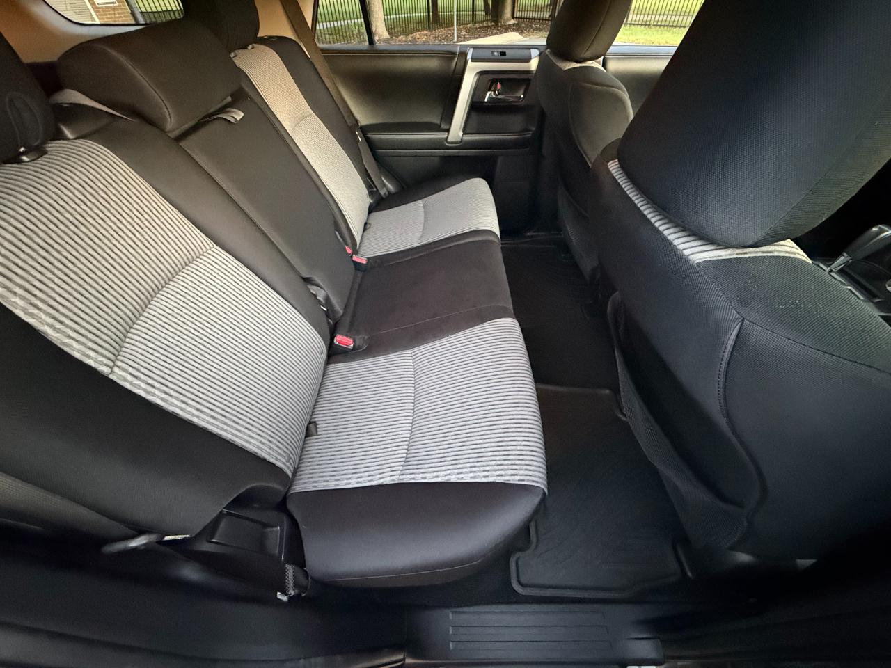 Toyota 4Runner SR5 2014
