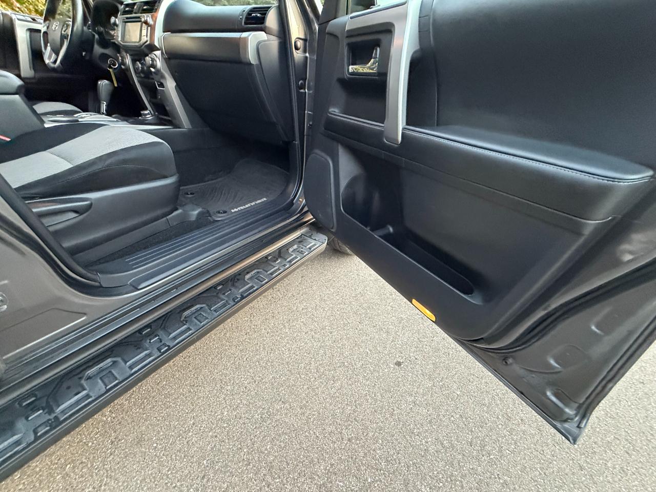 Toyota 4Runner SR5 2014
