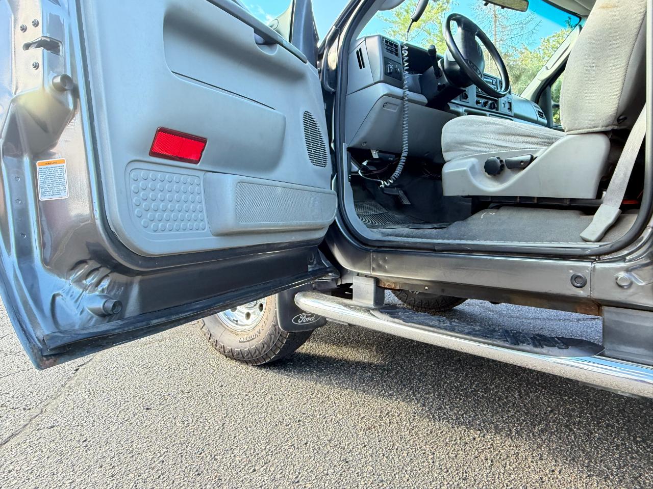 Ford Super Duty F-350 SRW  2004