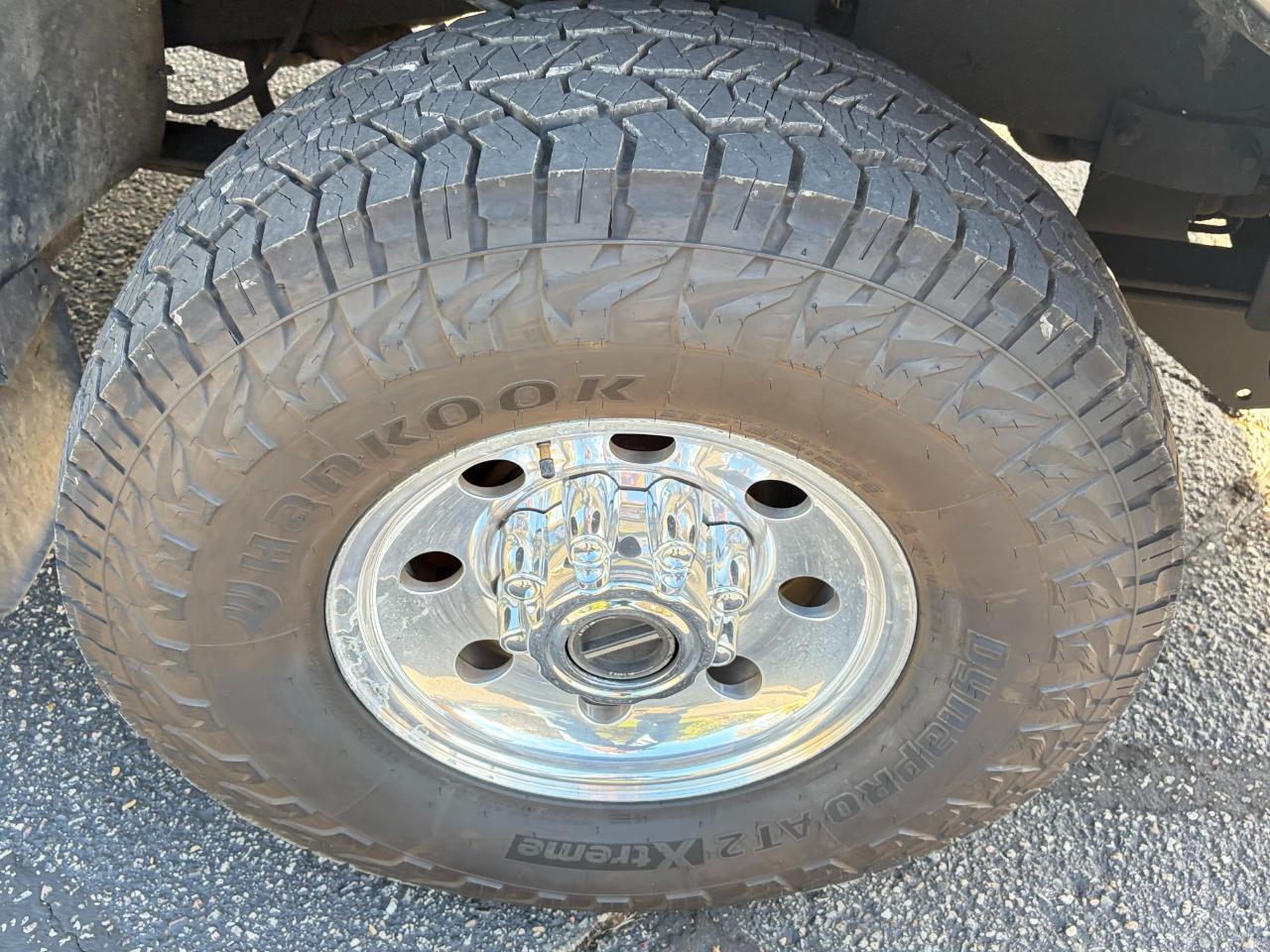 Ford Super Duty F-350 SRW  2004