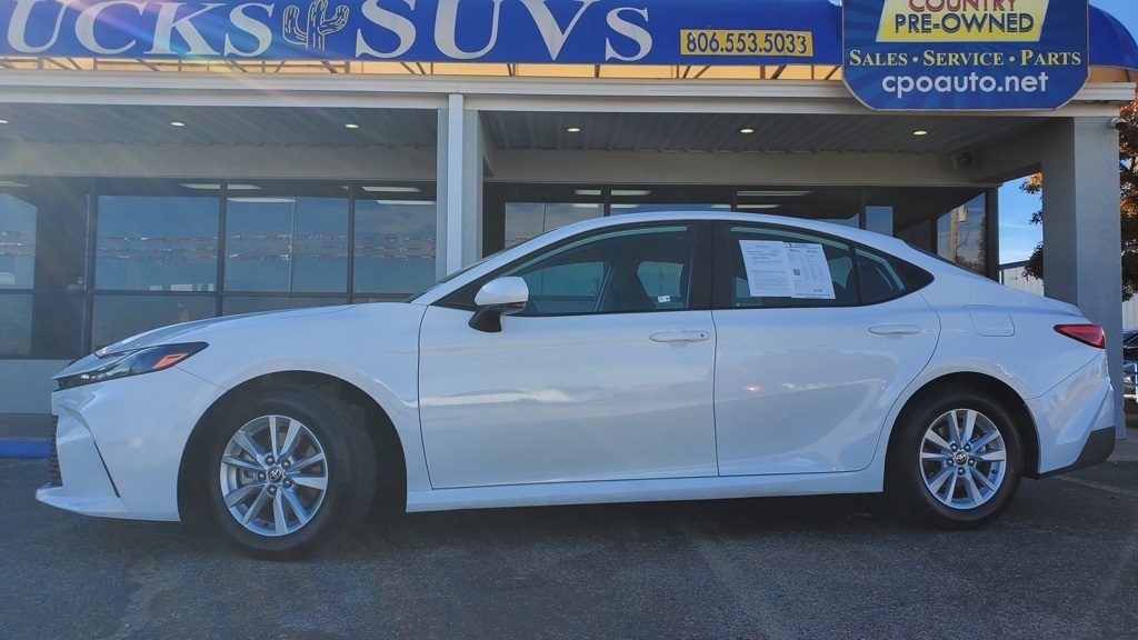 2025 Toyota Camry Hybrid LE