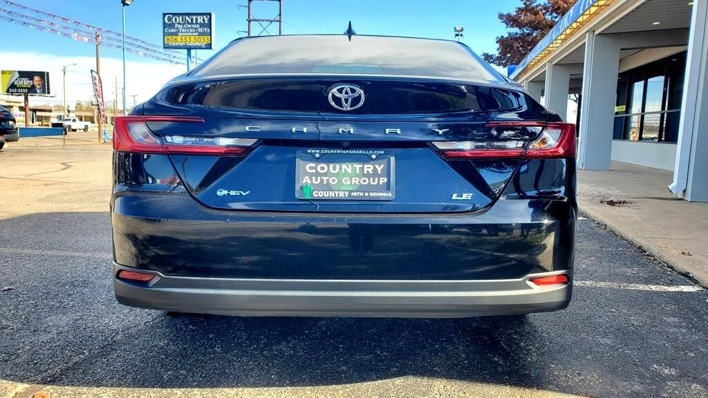 Toyota Camry Hybrid  2025