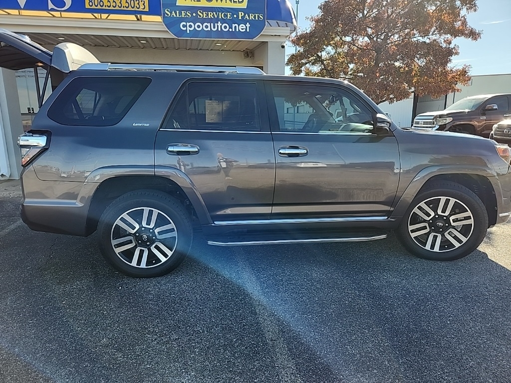 2016 Toyota 4Runner Limited photo 2