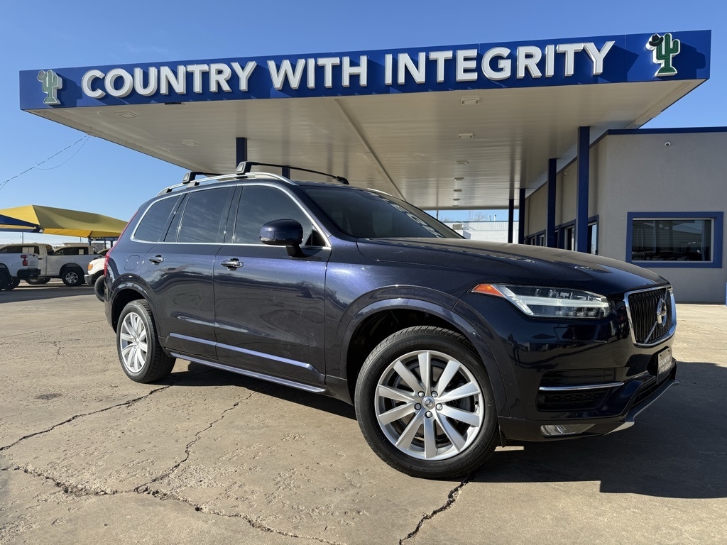 2017 Volvo XC90 T6 Momentum