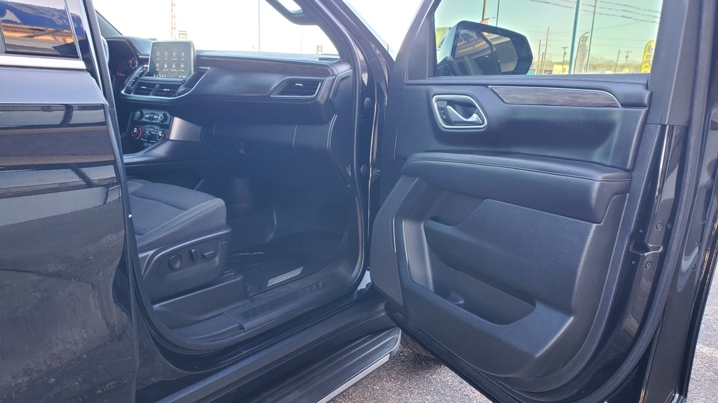 Chevrolet Tahoe  2021