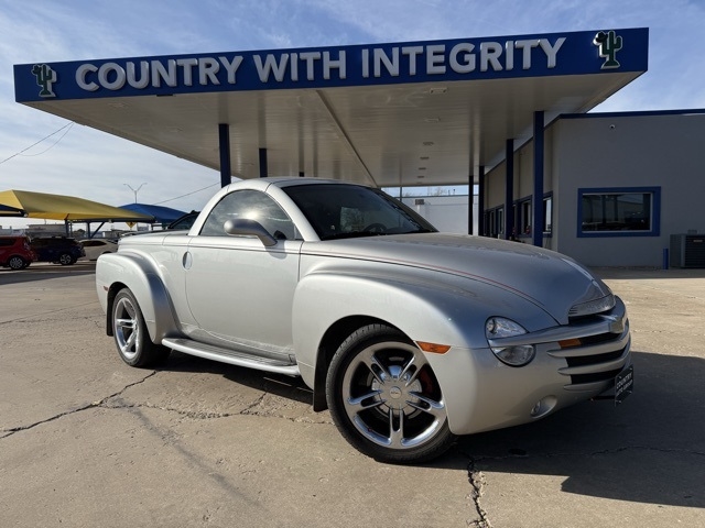 2005 Chevrolet SSR Base