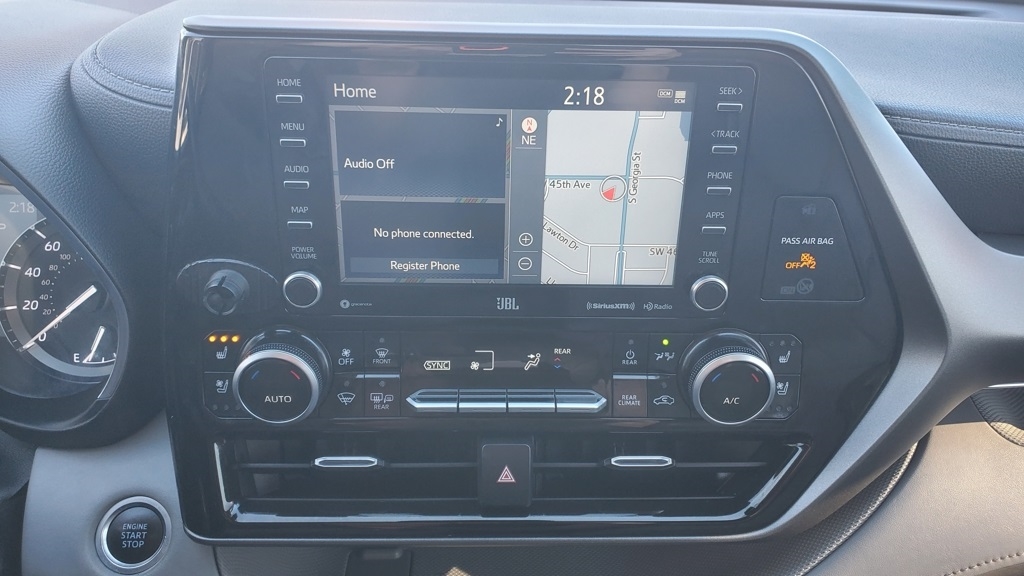 Toyota Highlander  2021