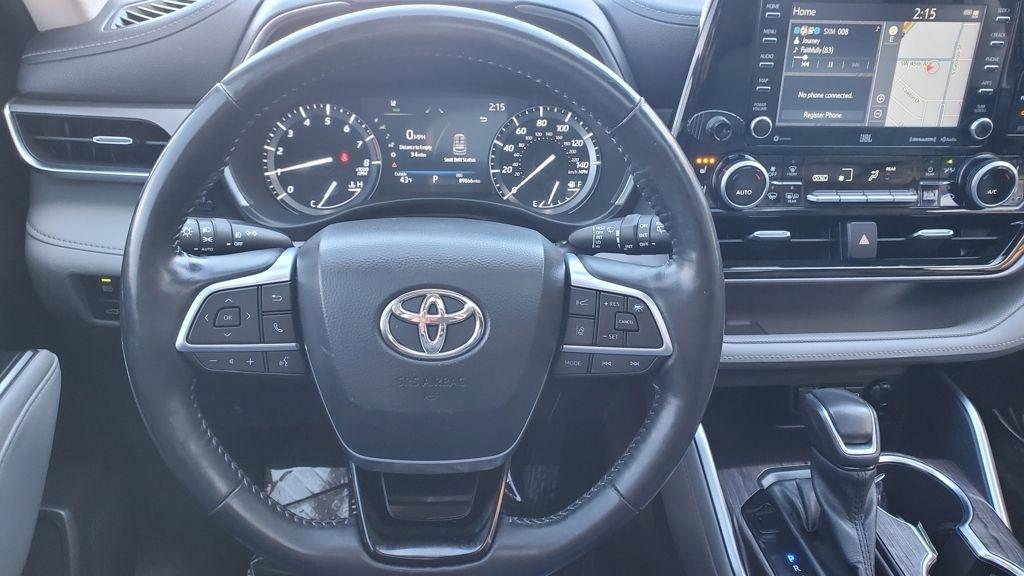 Toyota Highlander  2021