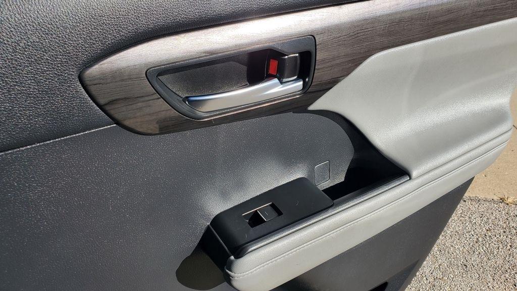 Toyota Highlander  2021