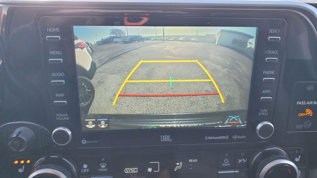 Toyota Highlander  2021