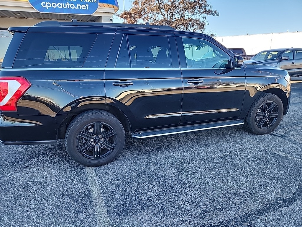 Ford Expedition  2021