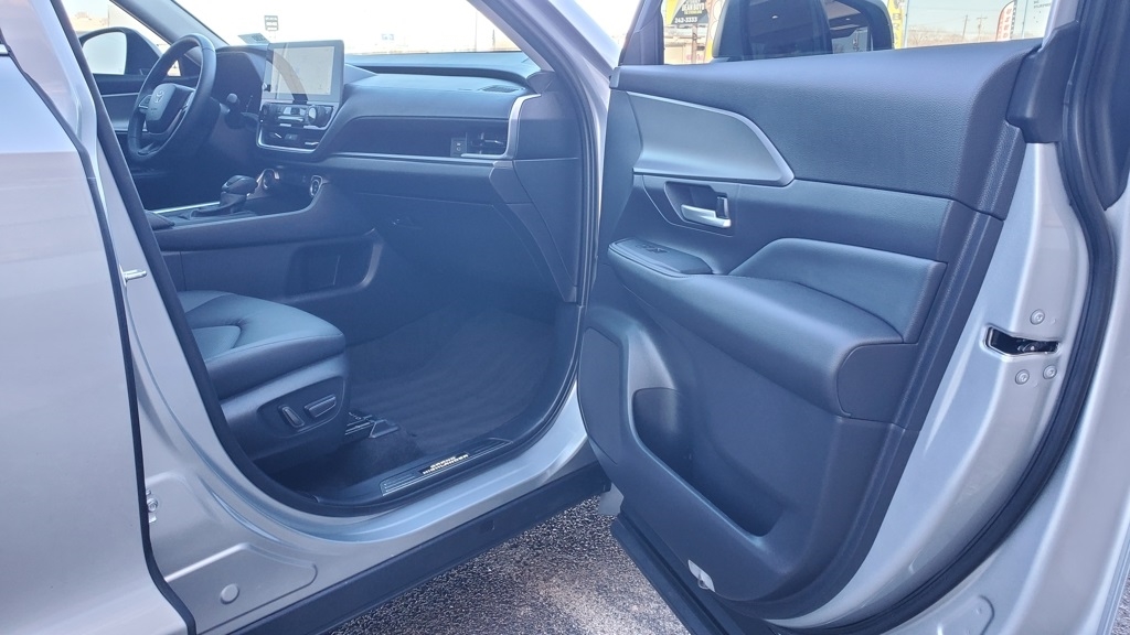 Toyota Grand Highlander  2025