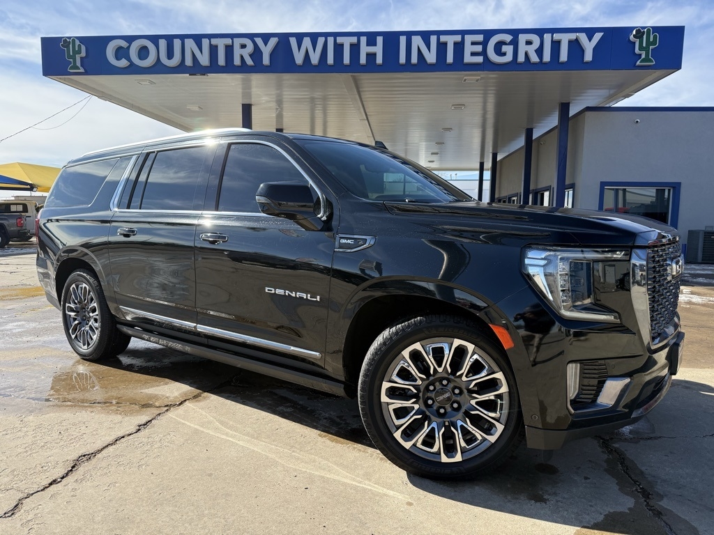 2023 GMC Yukon XL Denali Ultimate