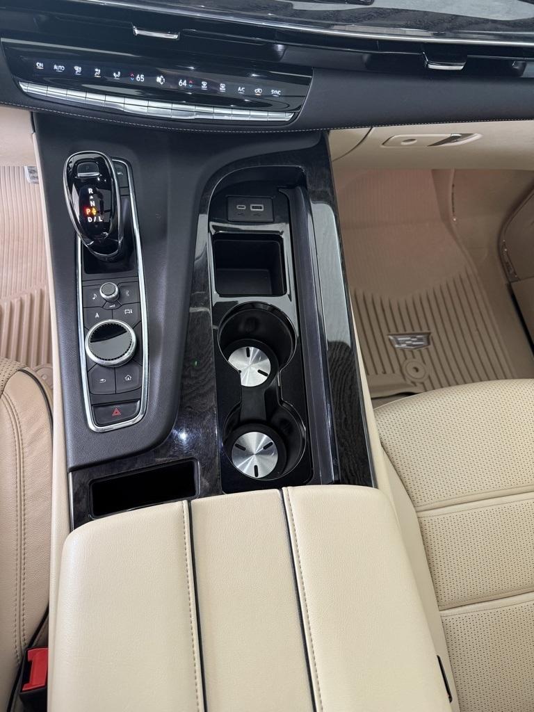 Cadillac Escalade  2024