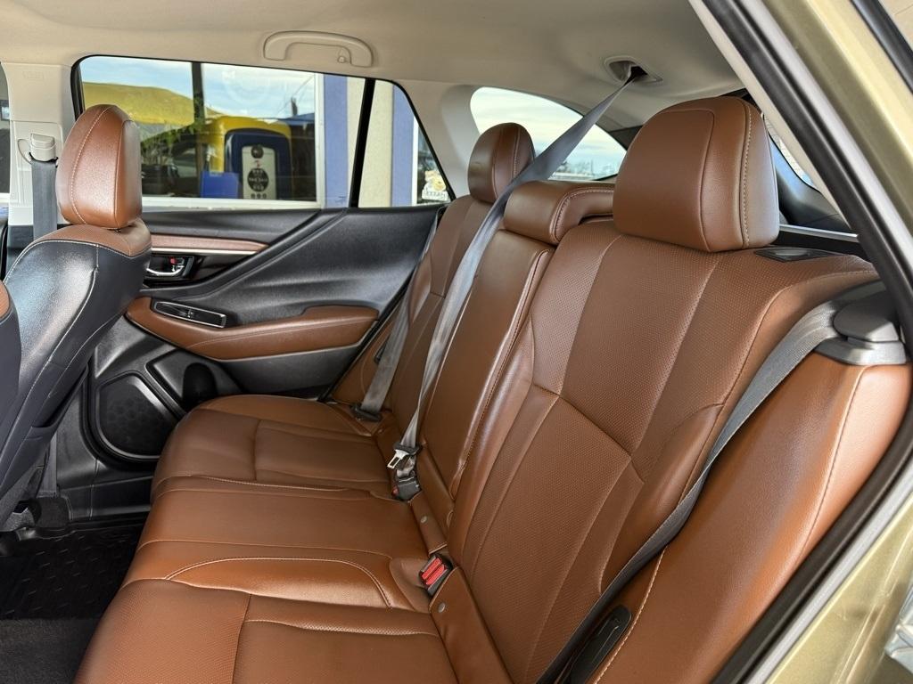 Subaru Outback  2021